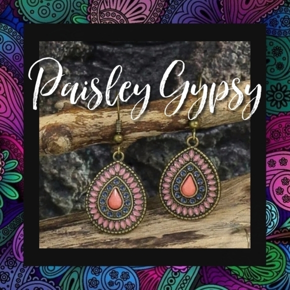 BEAUTIFUL BOHO DANGLING EARRINGS WITH ENAMEL DESIGN - Picture 1 of 1